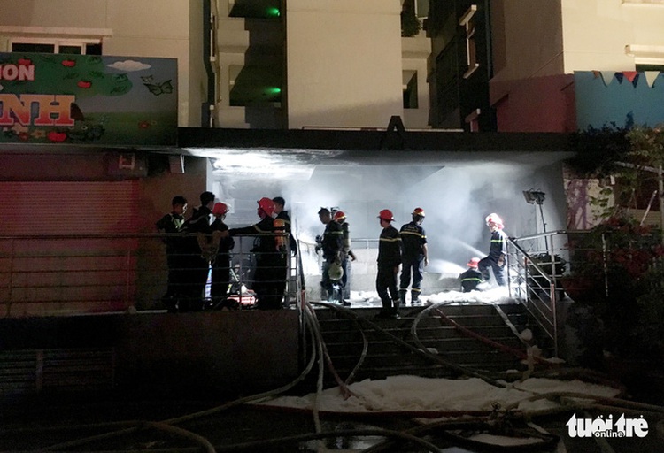 ​13 dead, 28 injured in Saigon apartment fire