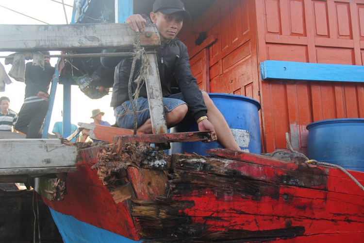 ​Vietnamese fishermen say ambushed by Chinese vessels in East Vietnam Sea