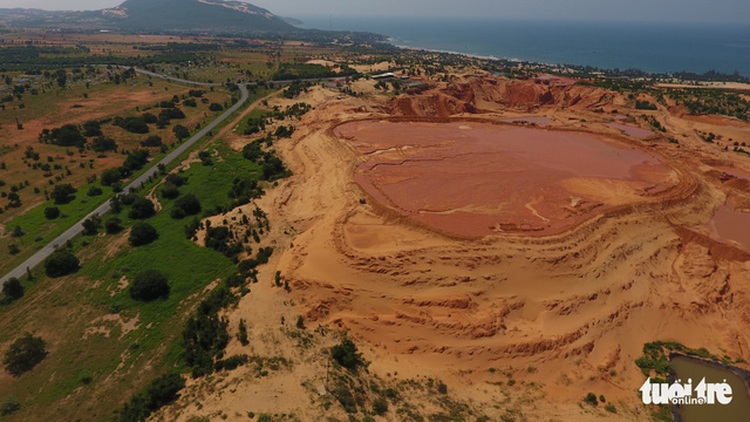 ​​Titanium extraction planning causes multiple problems in Vietnamese province