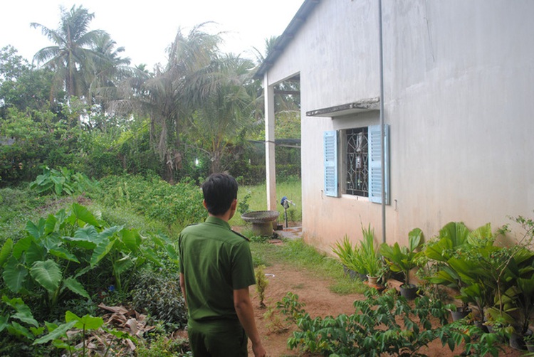 Vietnamese suspect arrested for beheading neighbor, lacerating policeman