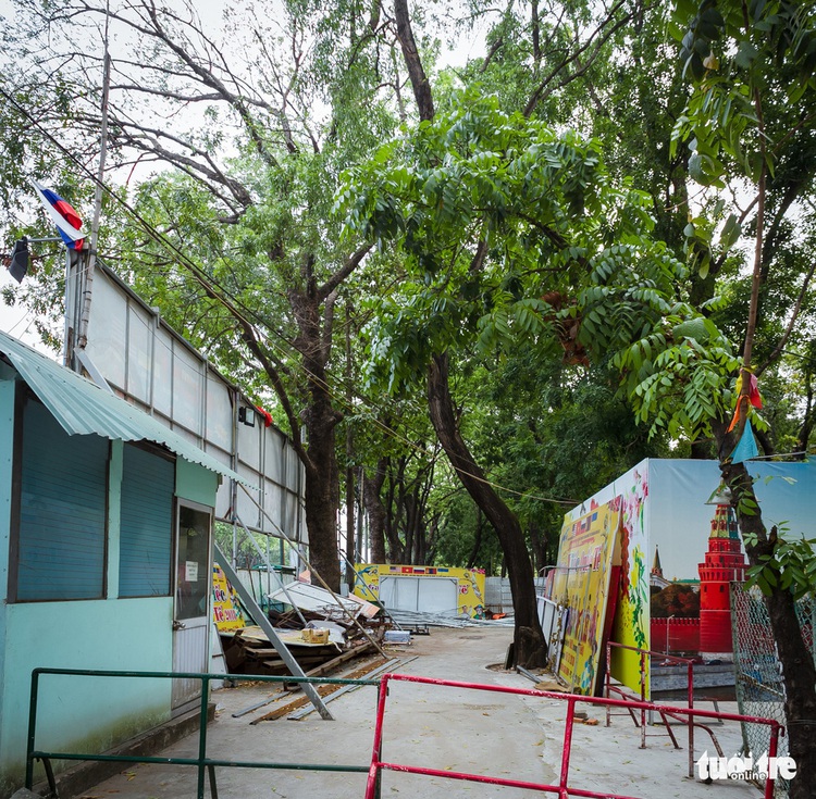 Public parks warped for commercial use in Ho Chi Minh City
