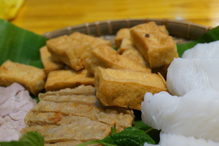 ‘Bun dau mam tom’: just another stinky delicacy in Vietnam