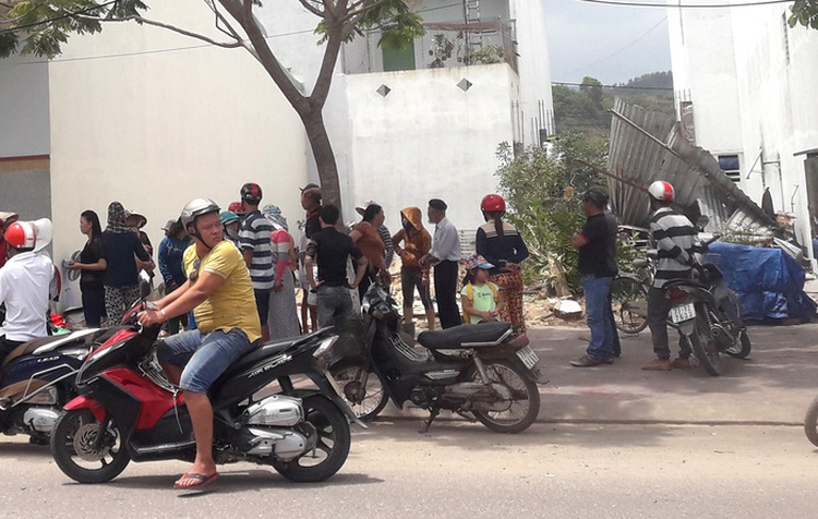 ​Vietnamese woman burns self to protest house demolition