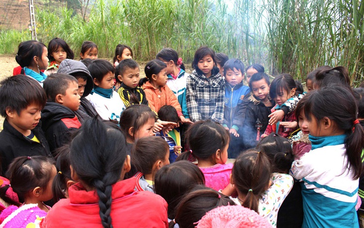 Cold snap to cool off northern Vietnam; heat wave lingers in south