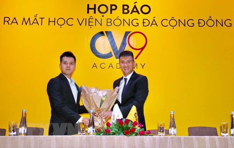 Vietnam star leaves chairmanship of Ho Chi Minh City club for football academy