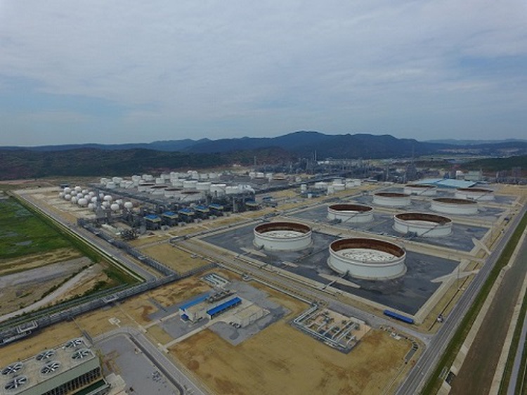 Vietnam's Nghi Son Refinery sells first diesel batch to local market