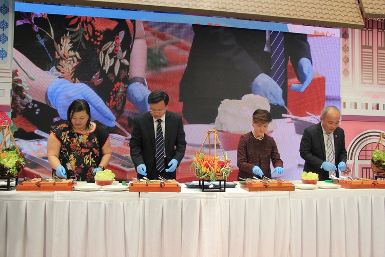Singapore Food Festival brings Michelin-star chicken rice to Saigon diners
