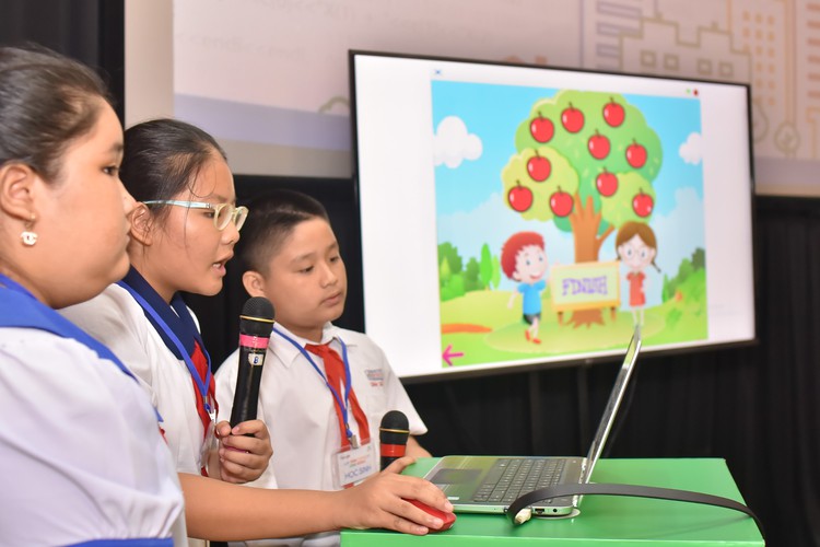 Google provides free 10,000-hour programming training to Vietnamese kids