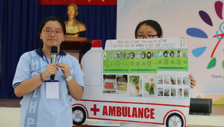 Vietnamese students showcase surprising products at Ho Chi Minh City contest
