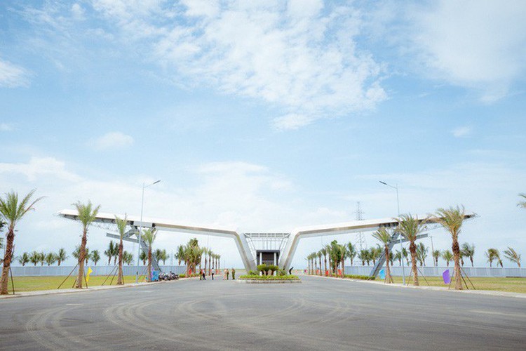 Vietnam’s Vingroup announces plan to make smartphones