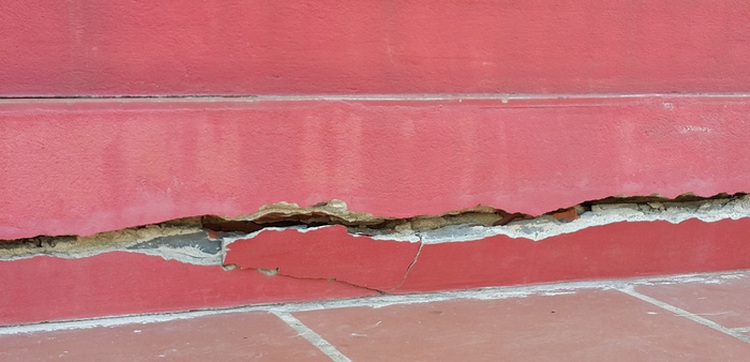 Quarry blasts damage Vietnamese heritage temple, houses