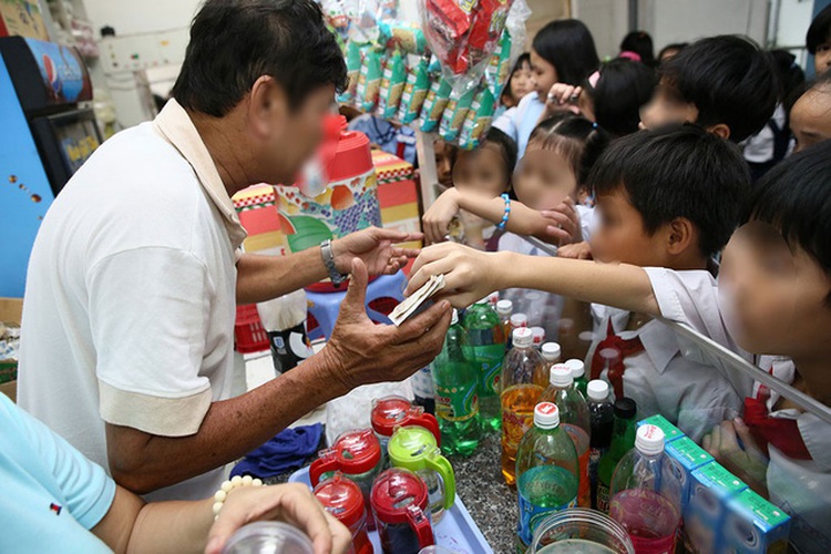 ​Vietnamese drink 5 billion liters of sugar-based beverages a year