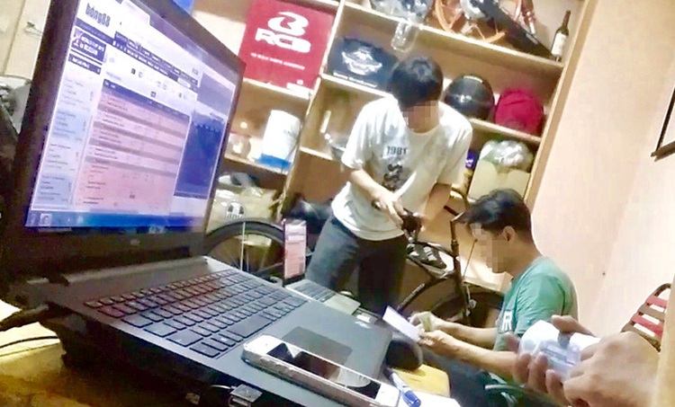 Illegal World Cup betting rife in Vietnam