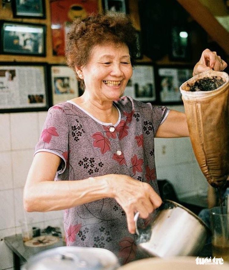 ​Young Saigonese relive good old days with net-filter coffee