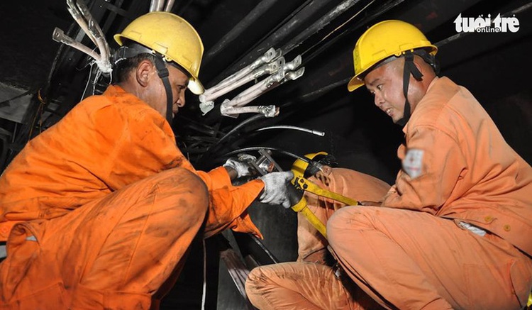 Southern Vietnam faces power shortage due to delayed projects
