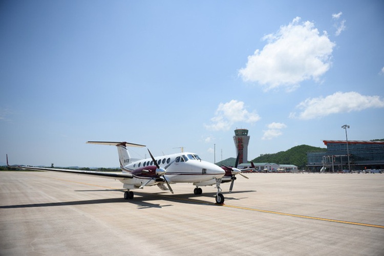 Vietnam’s first private airport receives test flight