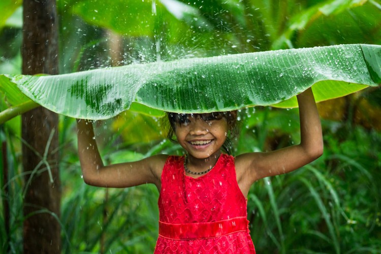 French photographer Réhahn denies exploiting Vietnamese ethnic children for business