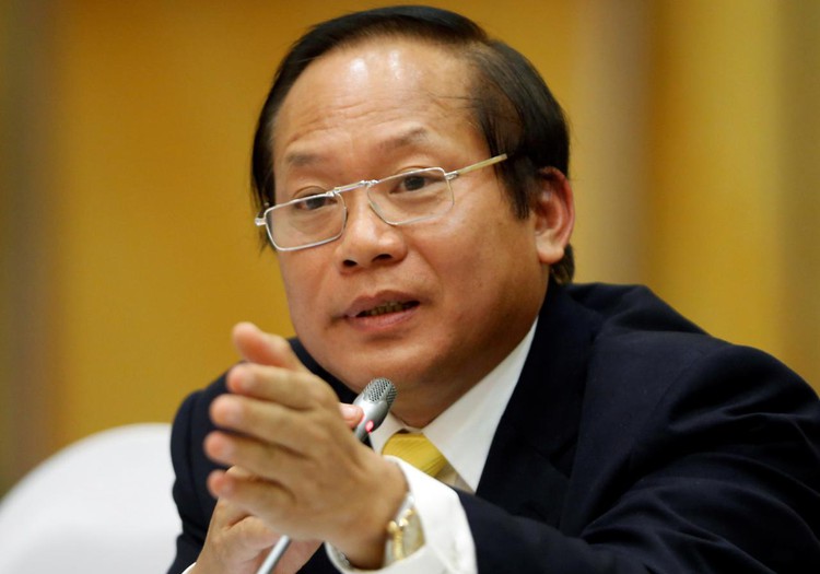Vietnam communications minister suspended amid acquisition scandal