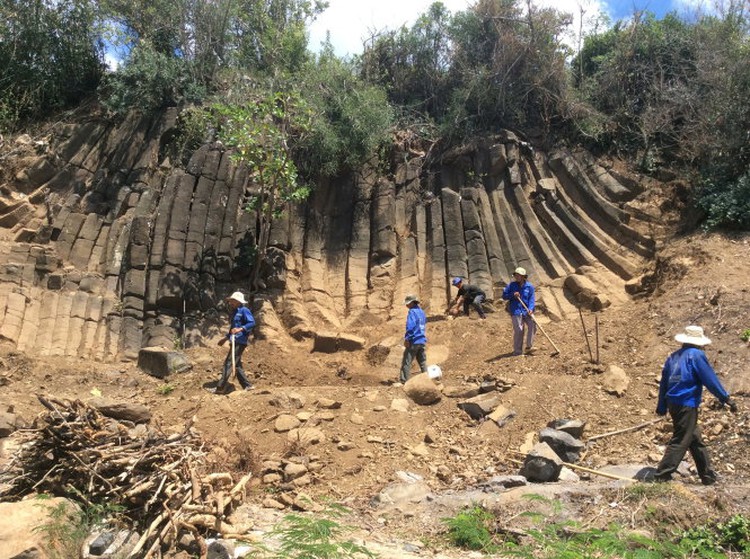 Vietnam uncovers more basalt columns at natural wonder