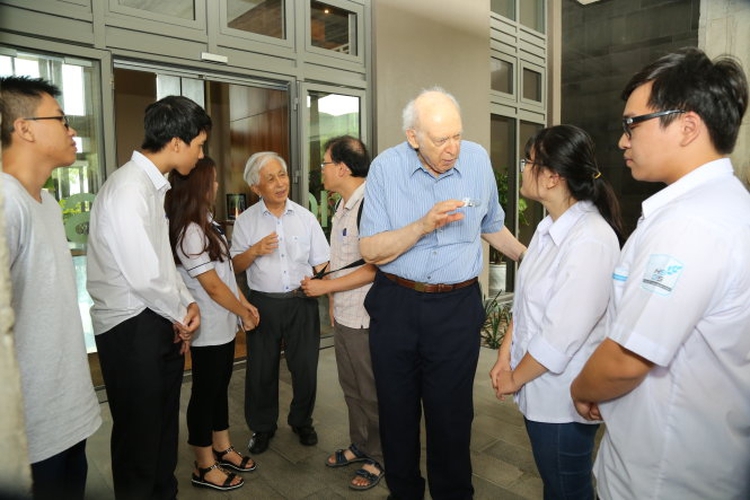 New wave of returning scientists heralds breakthrough in Vietnam’s tech scene