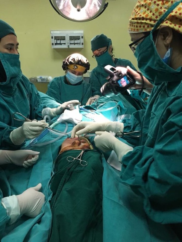 Underregulated, multiple Hanoi beauty salons cause hazards for customers