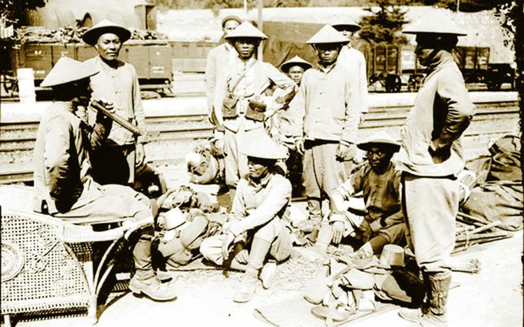 Memorial plaques erected in France for Vietnamese migrants during World War I