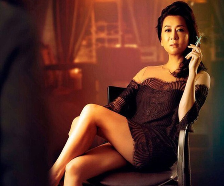 Vietnam moves to limit smoking in films, theaters