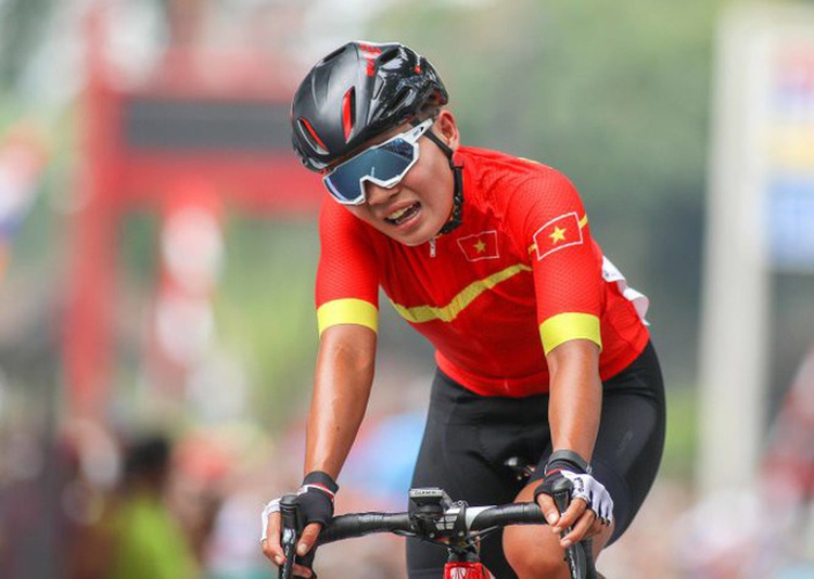 Female cyclist to become first Vietnamese to ride for European team