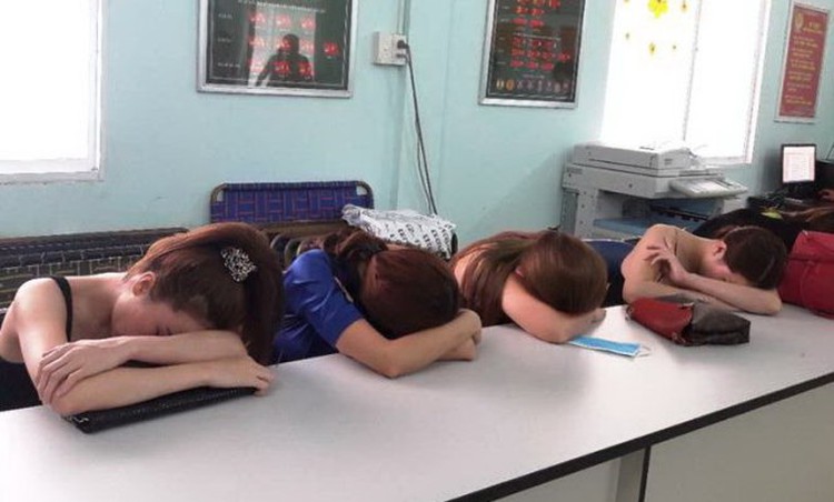 Vietnam ministry proposes ‘penalty threshold’ for students caught selling sex