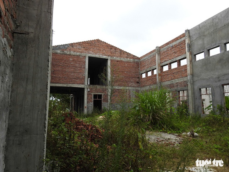 Limbo hangs over authorities failing to complete public building in northern Vietnam