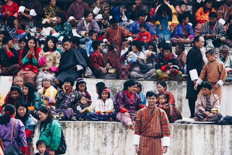Vietnamese travel bloggers say their journeys are no bed of roses