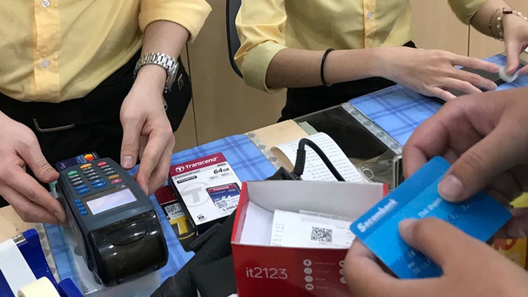 Alleged breach of top mobile retailer a wake up call for data security in Vietnam