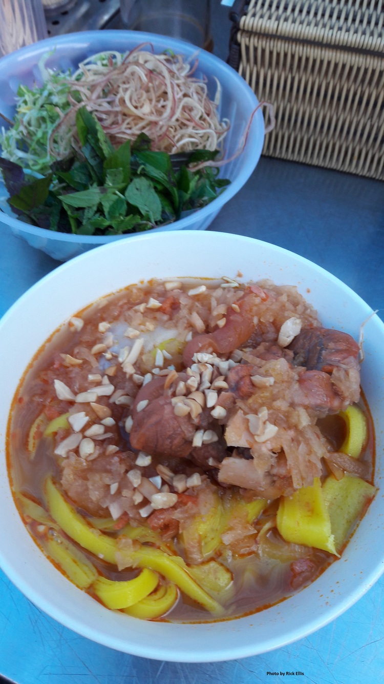 Three great street soups in Da Lat