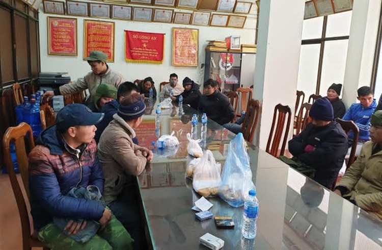 Vietnam police seize over 100 tons of contraband from China