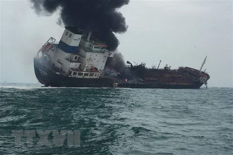 One dead, two missing as Vietnamese oil tanker catches fire off Hong Kong