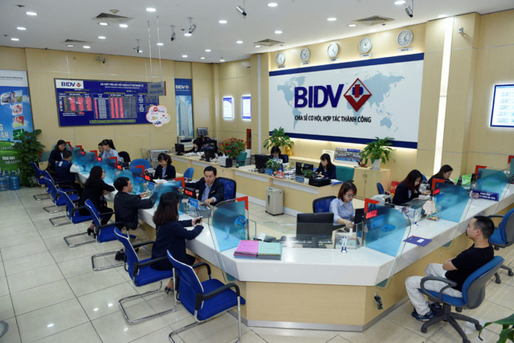Vietnam arrests former BIDV banker amid graft crackdown
