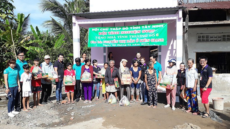 Vietnamese charity group proves even the worst singing can help the best causes