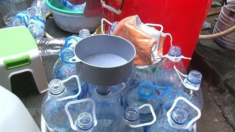Vietnamese establishment found producing vinegar from industrial acid