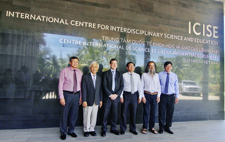 Meet the Vietnamese man dedicated to his country’s modern science growth