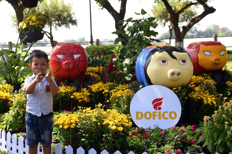 Statues of pigs cosplaying as superheroes met with mixed responses in Vietnam