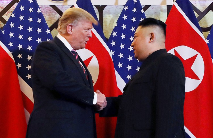 US, N.Korea leaders begin summit in Hanoi