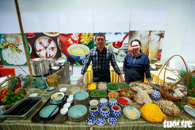 Hanoi provides free buffet to 3,500 reporters covering second Trump-Kim Summit