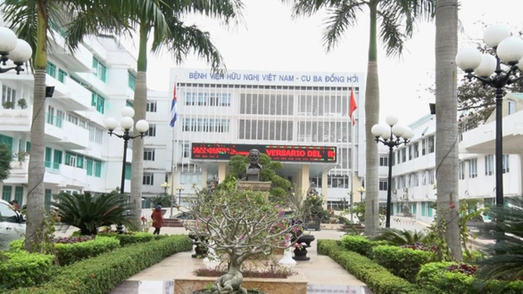 Man diagnosed with breast cancer in Vietnam