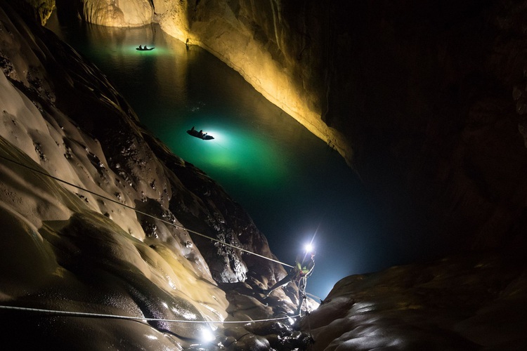 British divers in Tham Luang rescue to explore Son Doong Cave next month