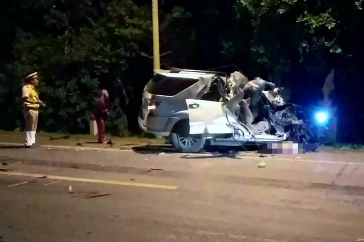 3 dead, 2 injured in car-truck crash in southern Vietnam