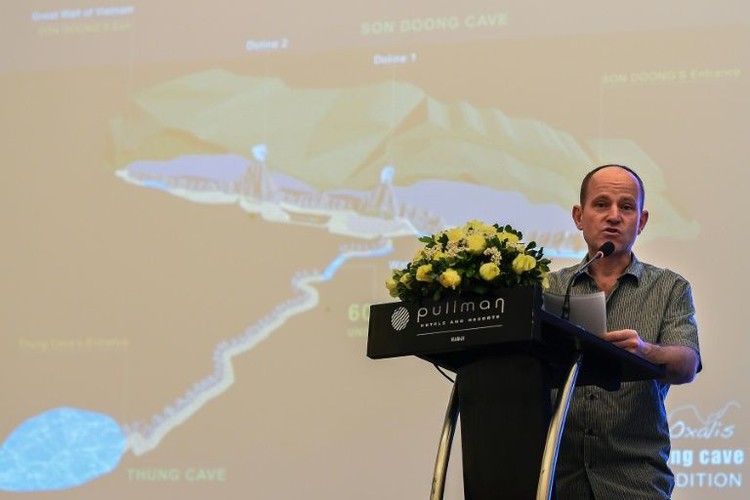 Thai cave boy divers explore new tunnel in Vietnam