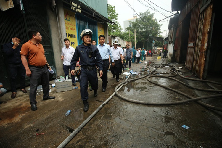 Eight feared dead as fire engulfs workshop complex in Hanoi