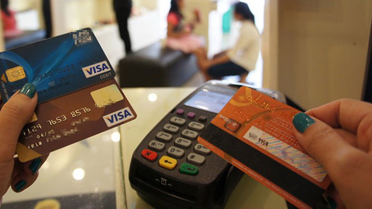 Banks in Vietnam offer ‘lucky’ account numbers at a price