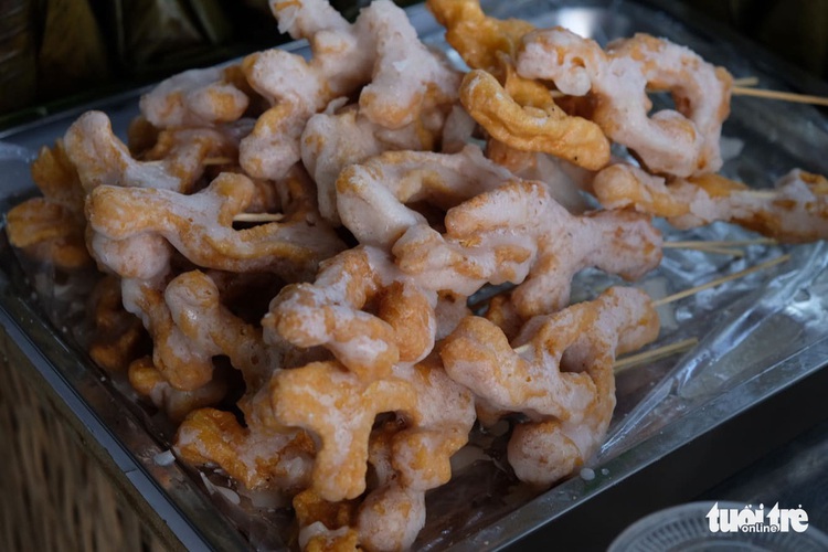 Vietnam Traditional Cake Festival a feast for tongue and eyes