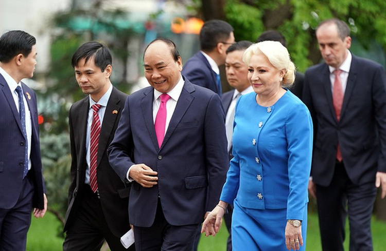 Romania supports signature of EU-Vietnam free trade agreement